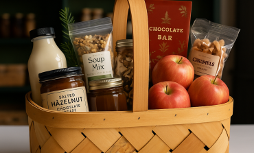 Holiday Shopping at OtterBee’s