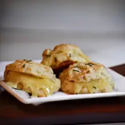 Cheese: Onion Chive Cheddar (6 oz. pkg.)