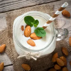 Almonds: Organic, Raw, Unsalted (8-oz. pkg)