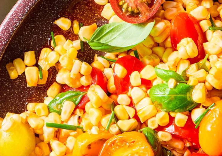 What’s Coming in August: Corn, Tomatoes, Peaches, Green Beans, Melons, and more…